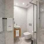 Signature Flat Incl Parking By Sweet Apartment *