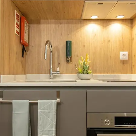 Signature Flat Incl Parking By Sweet * 阿威罗