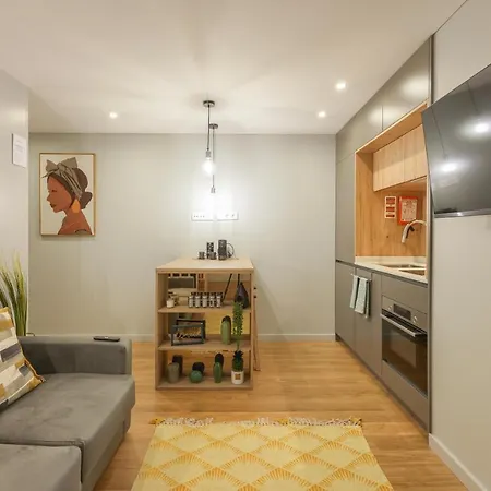 Signature Flat Incl Parking By Sweet