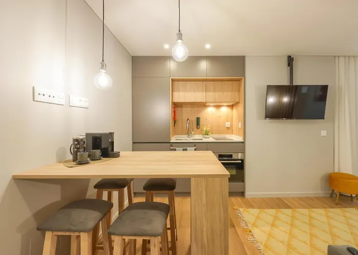 Signature Flat Incl Parking By Sweet * أفيرو