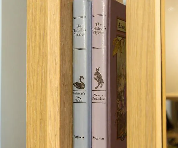 شقة Signature Flat Incl Parking By Sweet أفيرو