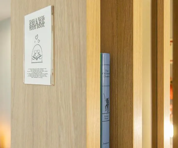 شقة Signature Flat Incl Parking By Sweet أفيرو