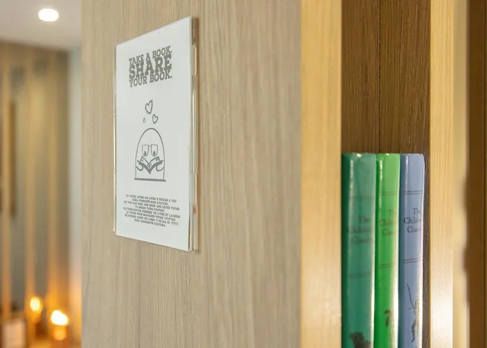 شقة Signature Flat Incl Parking By Sweet أفيرو