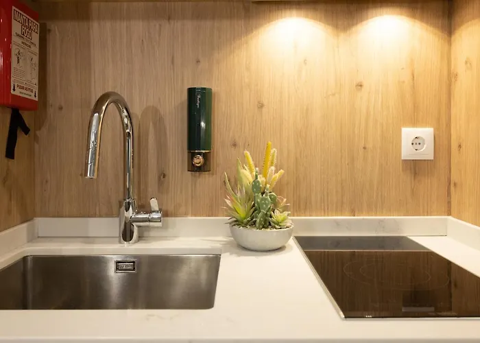 Signature Flat Incl Parking By Sweet * أفيرو