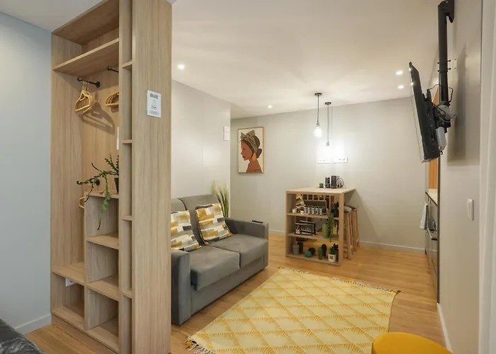 Signature Flat Incl Parking By Sweet * أفيرو