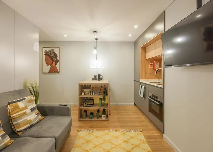 Signature Flat Incl Parking By Sweet